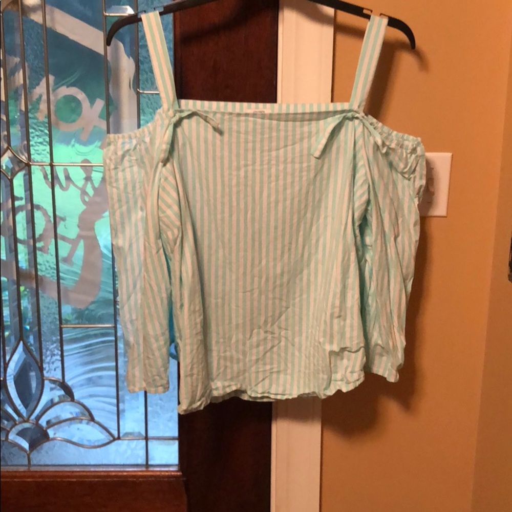 blue Off the shoulder w/ vertical stripes